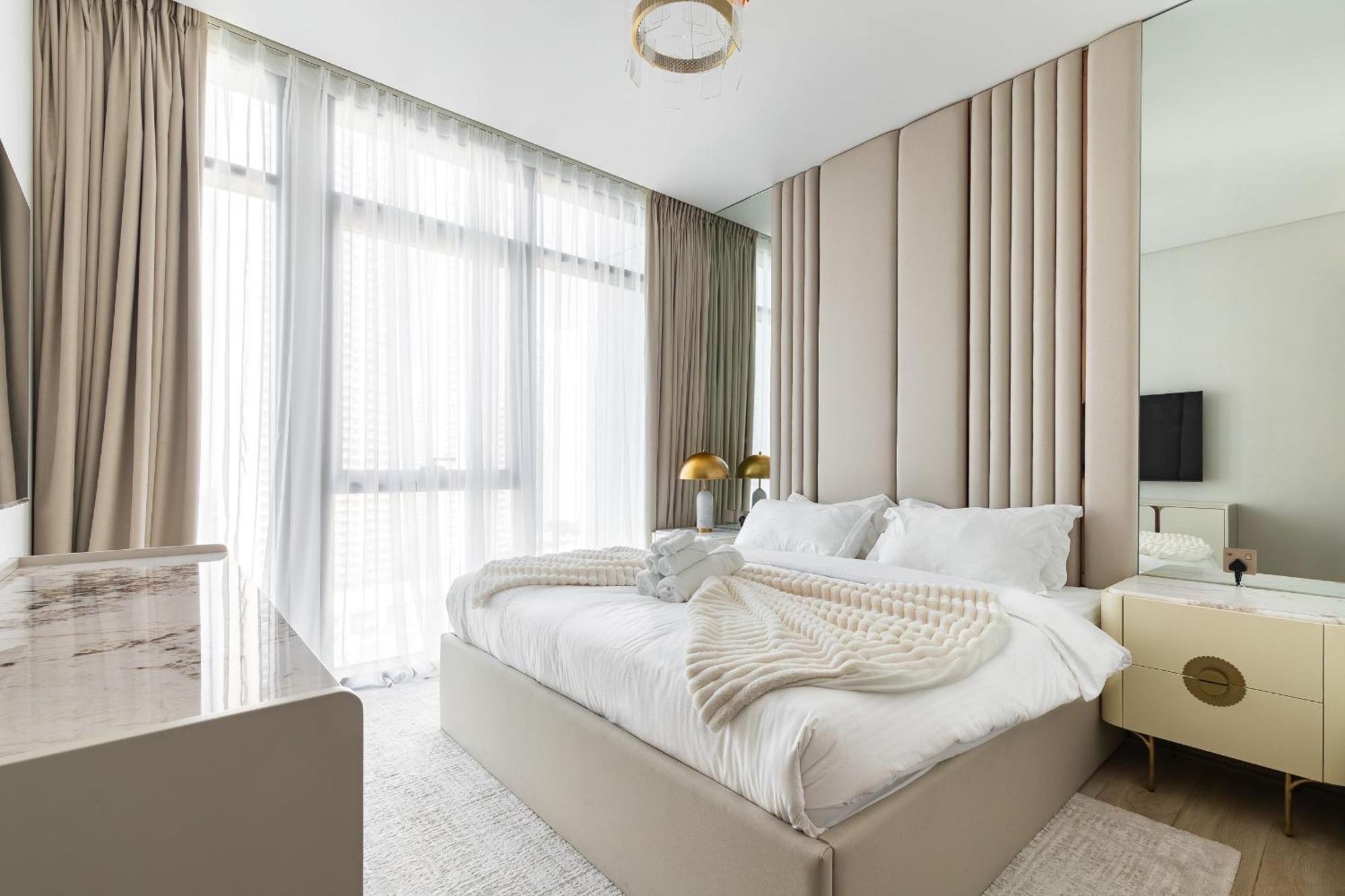 Casa - Moonlit Dunes 1 Bedroom Palace Residences Apartment *